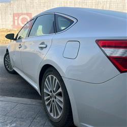 تويوتا أفالون